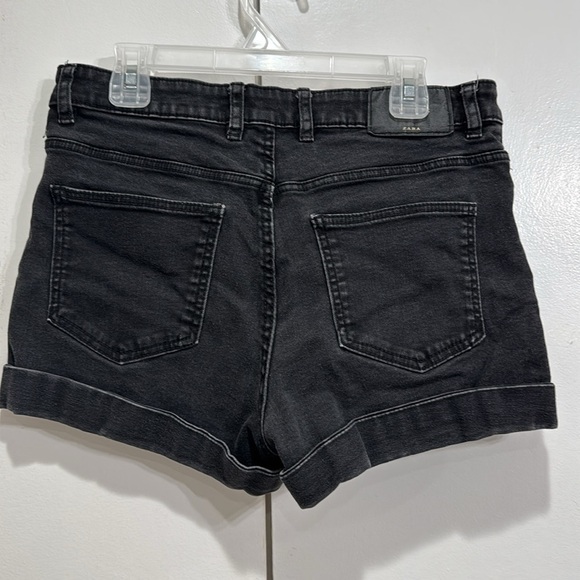 Zara Black Jean Cuffed Shorts Size 6 - Picture 4 of 4